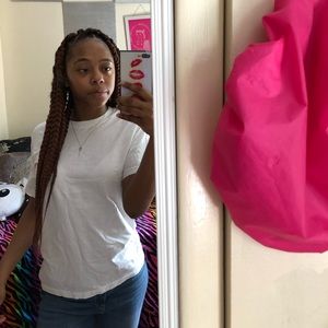 Meet your Posher, Lanasia